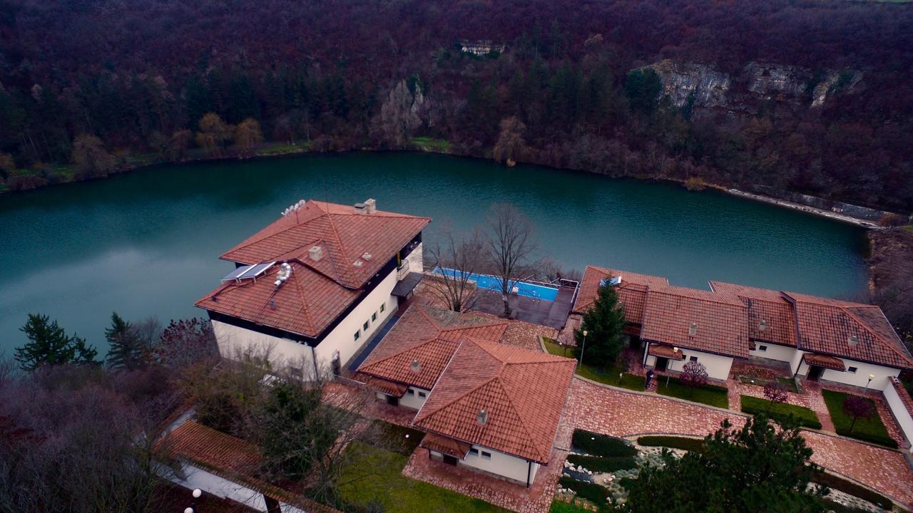 Hotel Villa Kaylaka Plevna Exterior foto